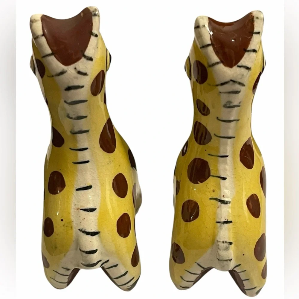 Vintage Hand-Painted Ceramic Giraffe Salt & Pepper Shakers Set Made In Japan